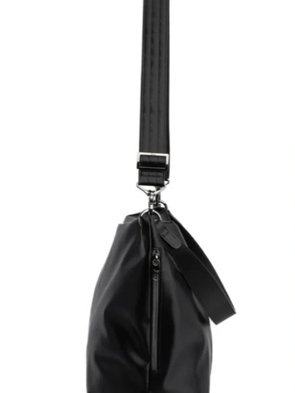 Lug Plunge Satin Luxe VL Carry-All
Crossbody Bag - Picture 3 of 5